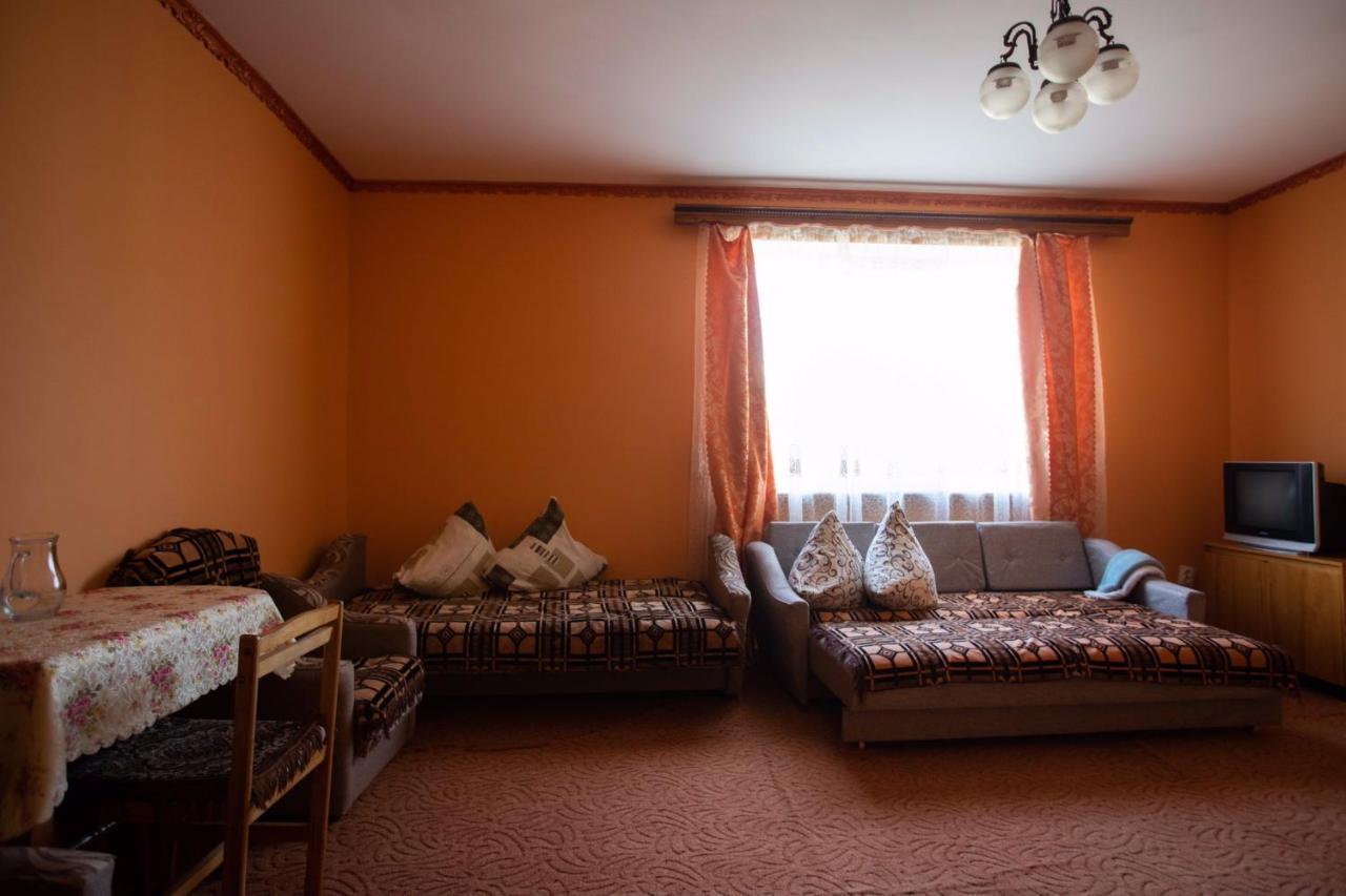 Guest House In Drachino Svalyava Luaran gambar
