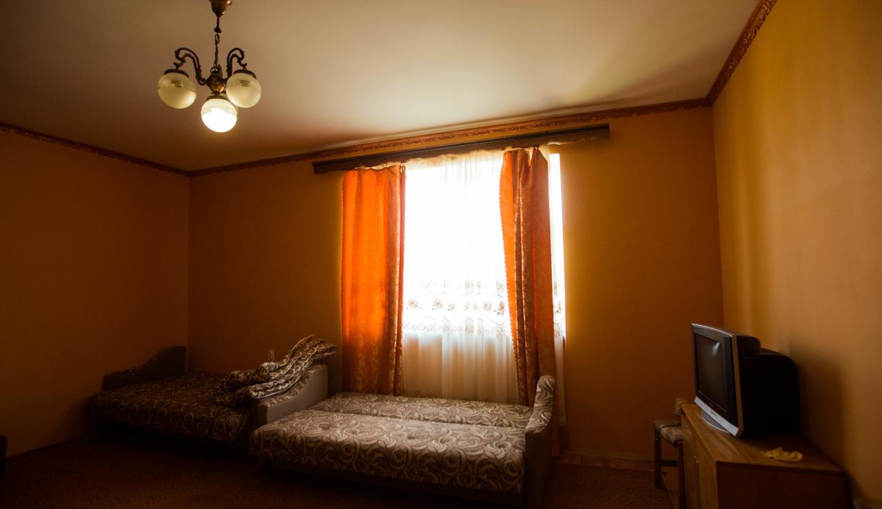 Guest House In Drachino Svalyava Luaran gambar