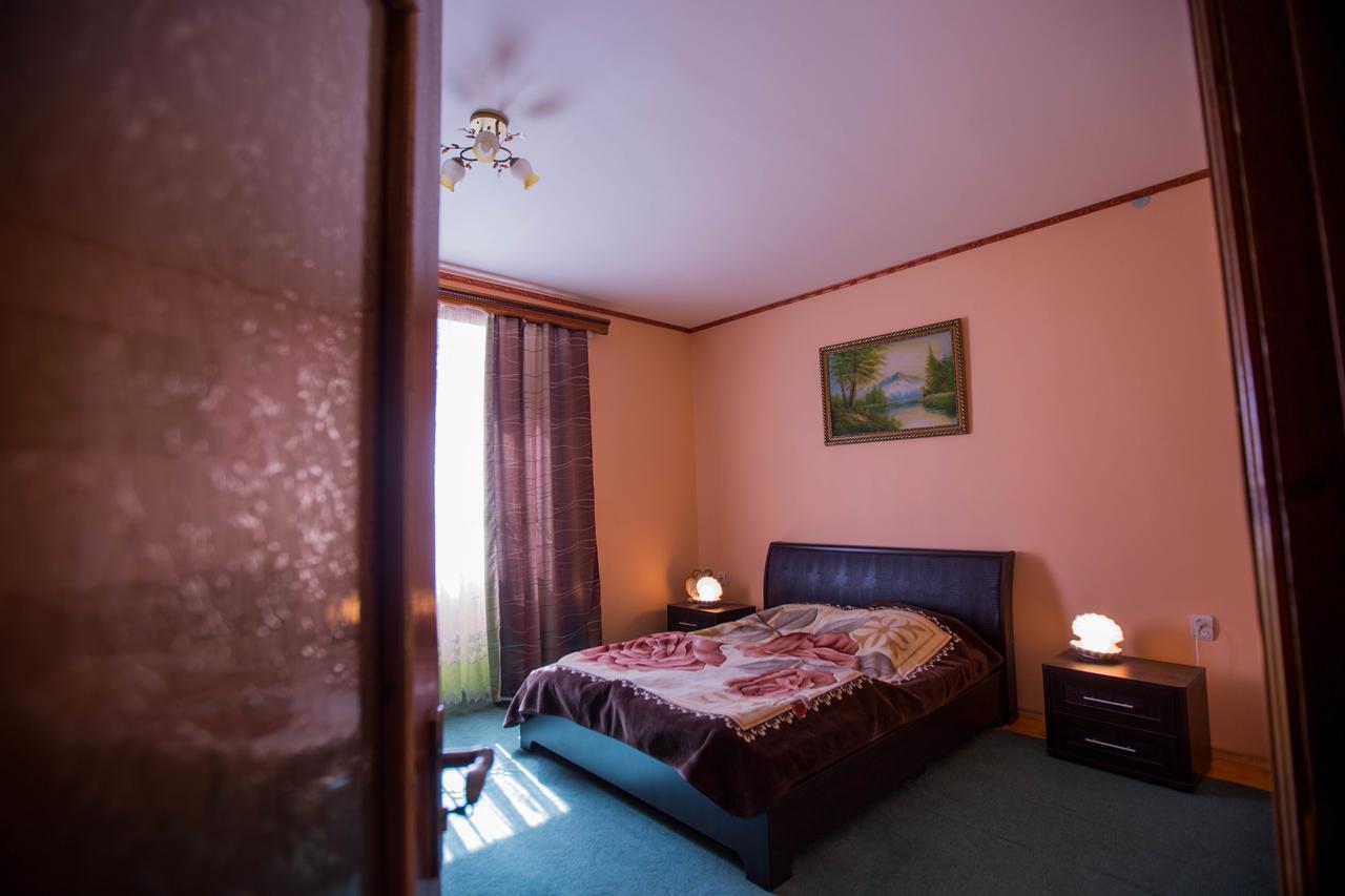 Guest House In Drachino Svalyava Luaran gambar